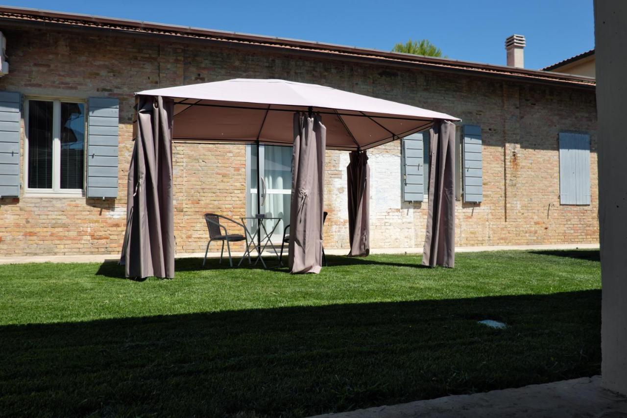 Invento Bnb Unconventional Maison 西维尔诺瓦·马尔凯 外观 照片